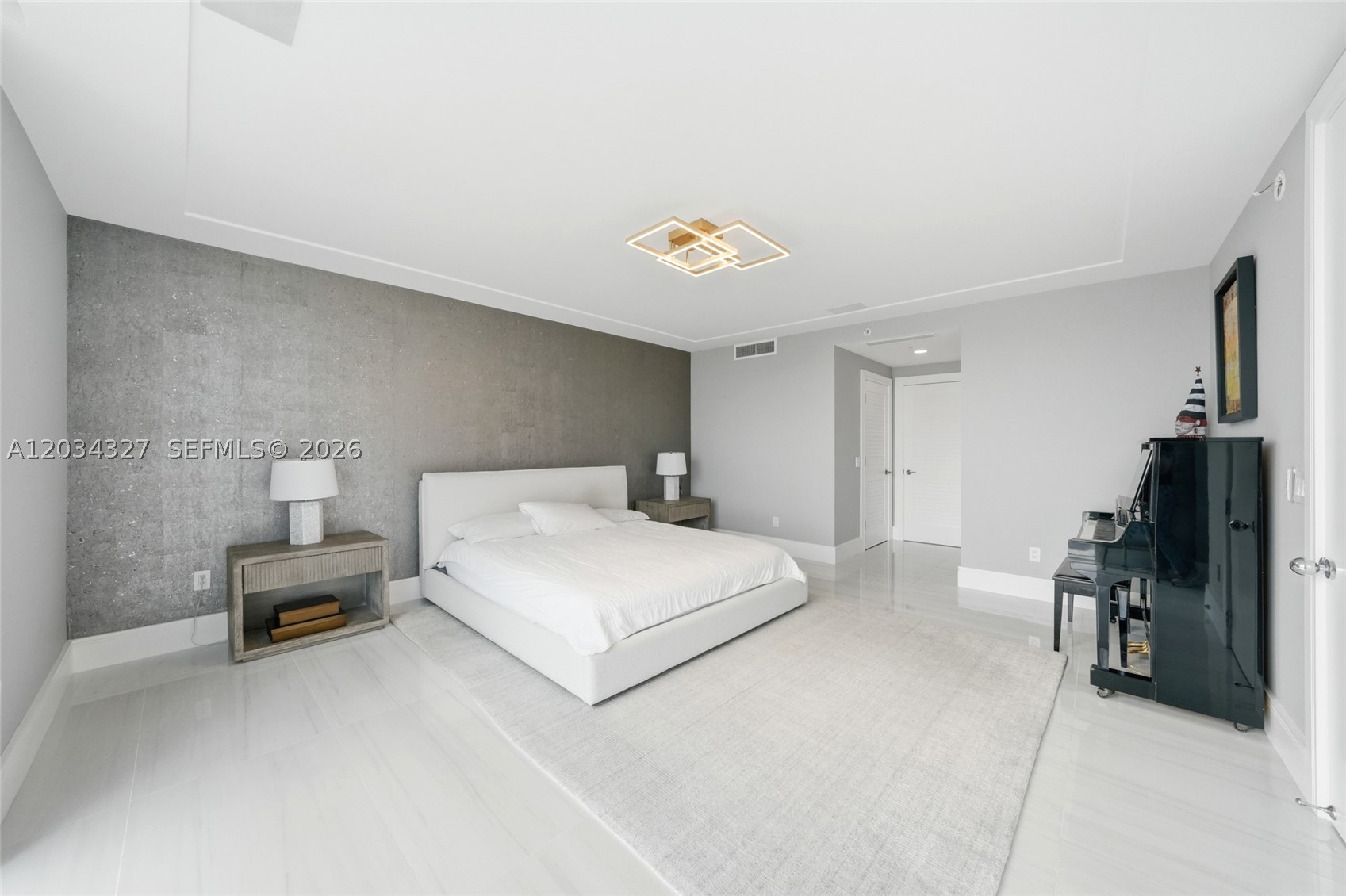 LA RIVE CONDO - Residential
