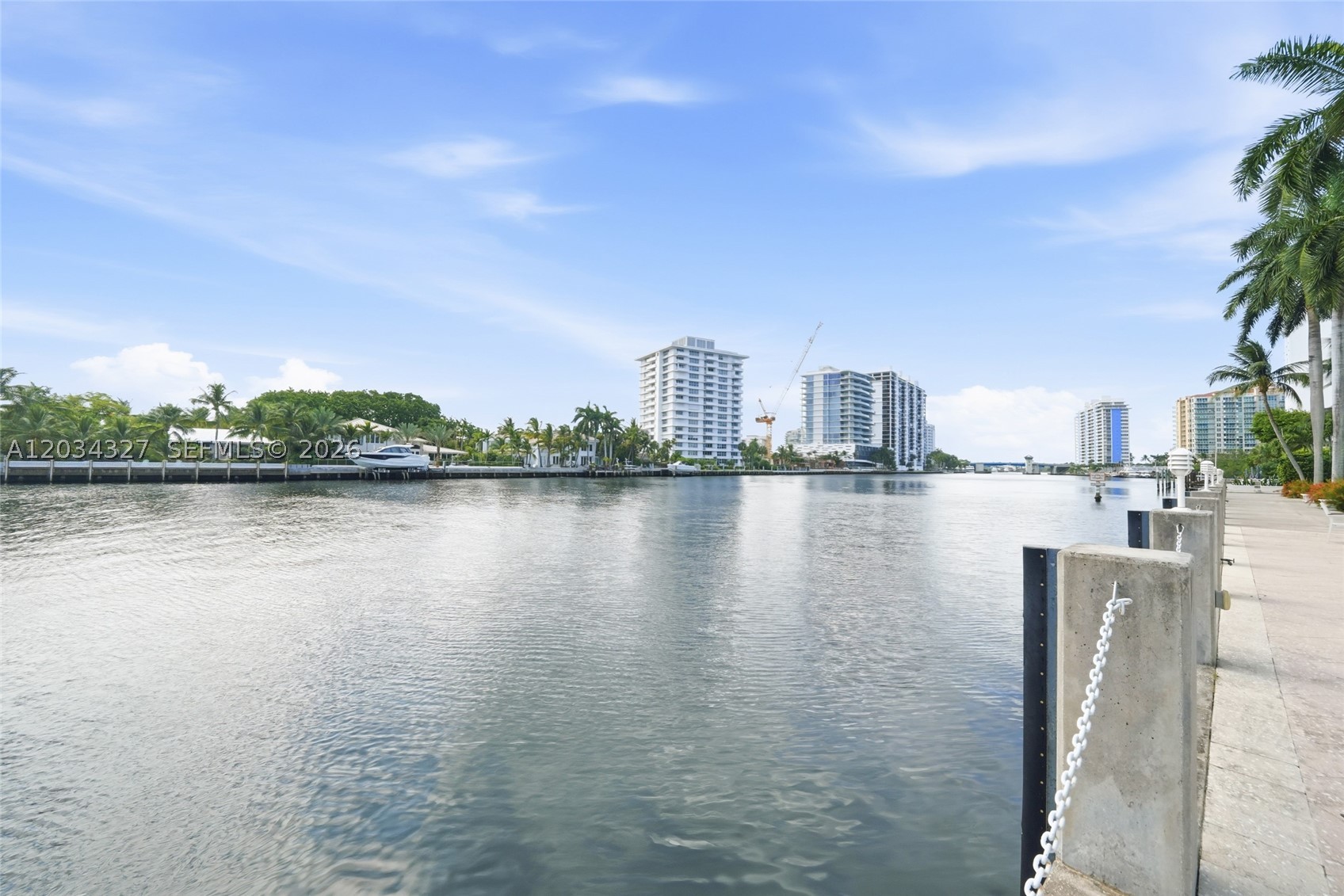 LA RIVE CONDO - Residential