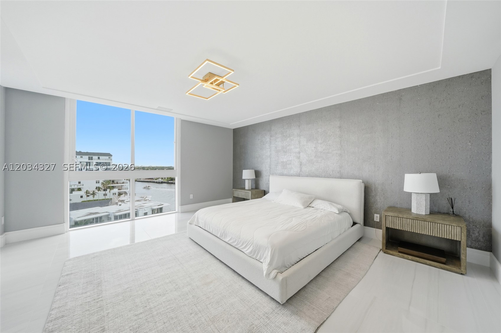 LA RIVE CONDO - Residential