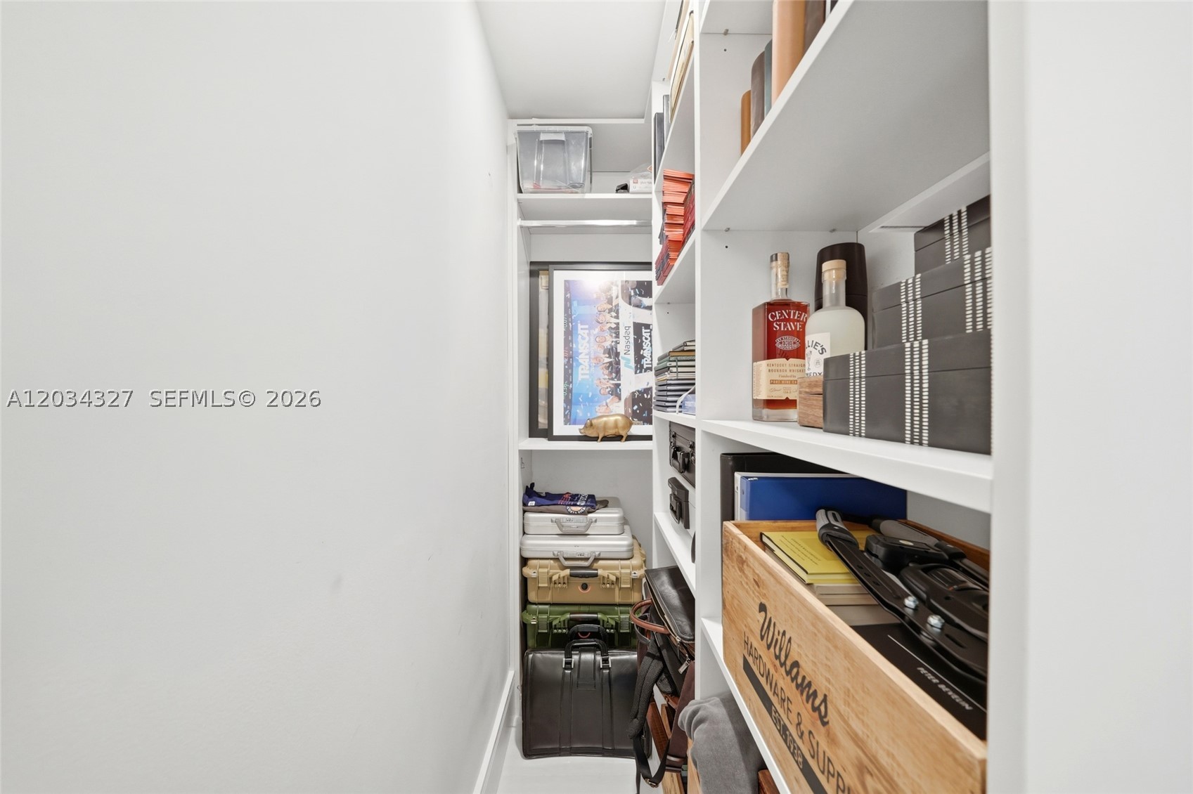 LA RIVE CONDO - Residential