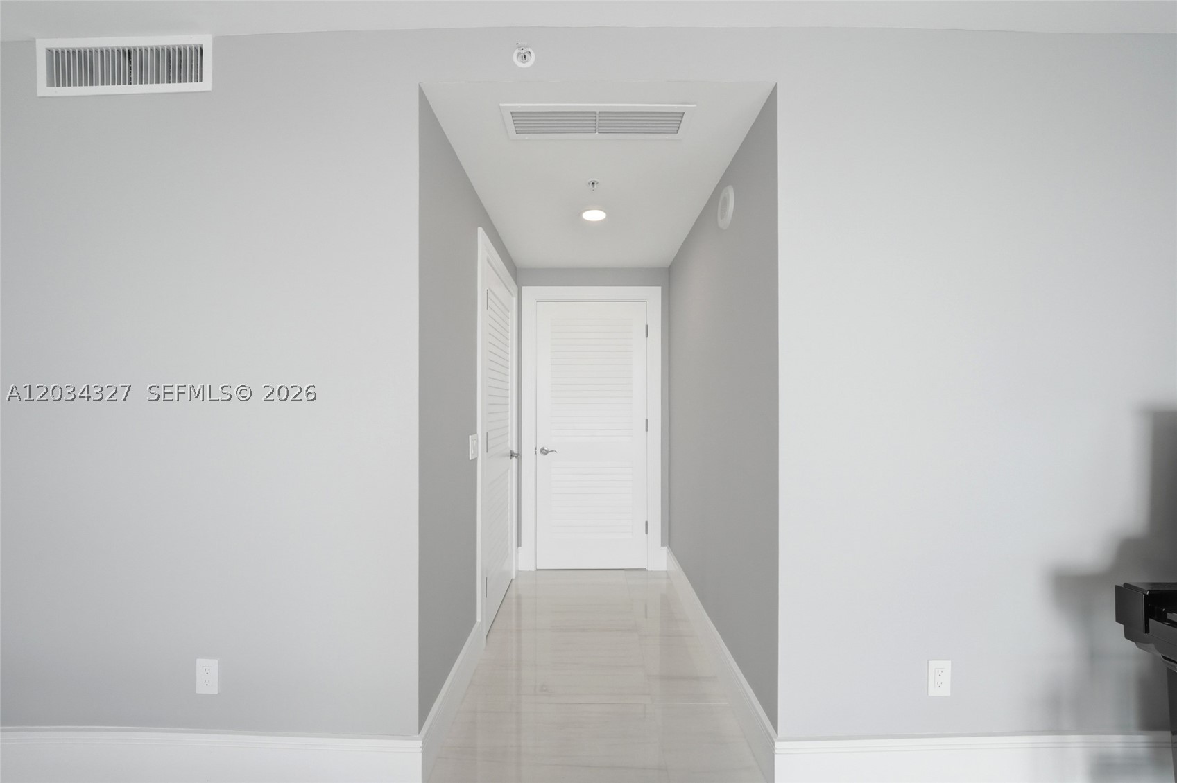 LA RIVE CONDO - Residential