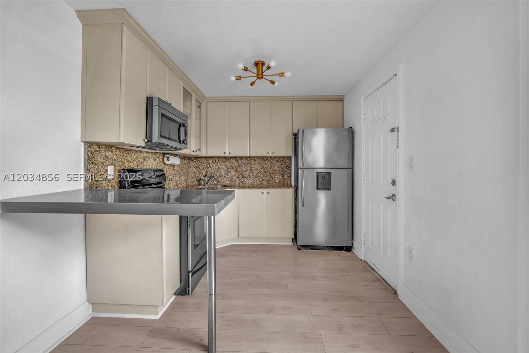 VIRGINIA POINTE CONDO - Residential Lease
