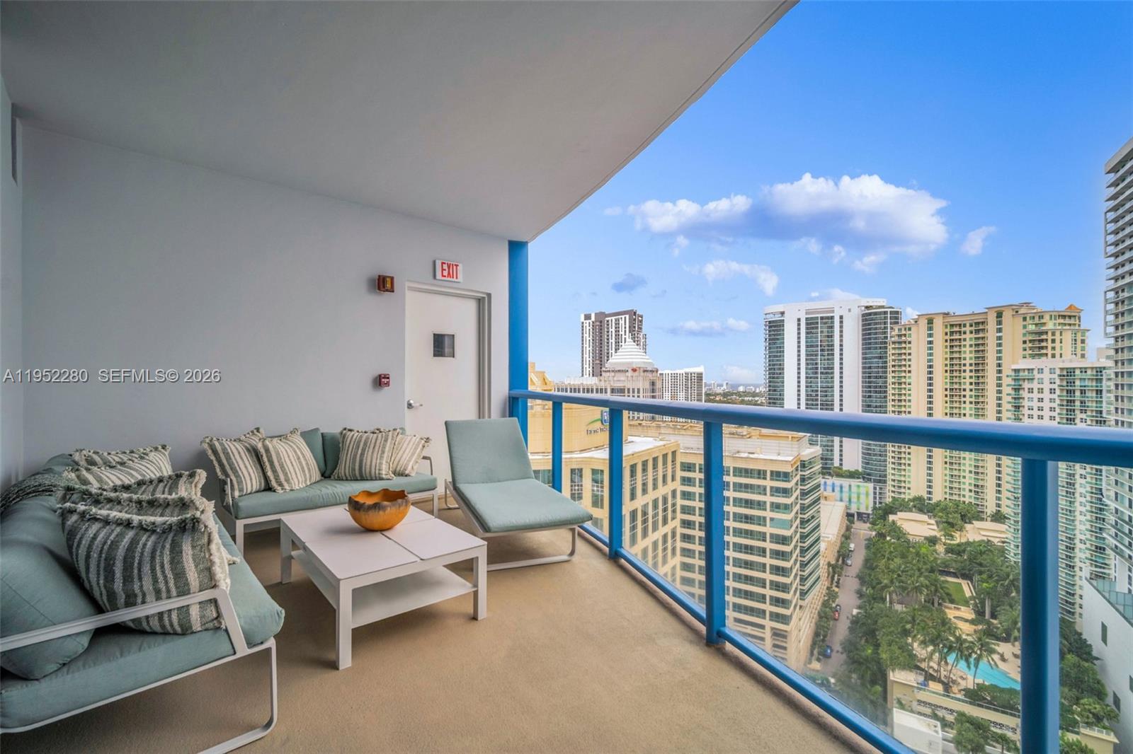 LAS OLAS RIVER HOUSE COND - Residential