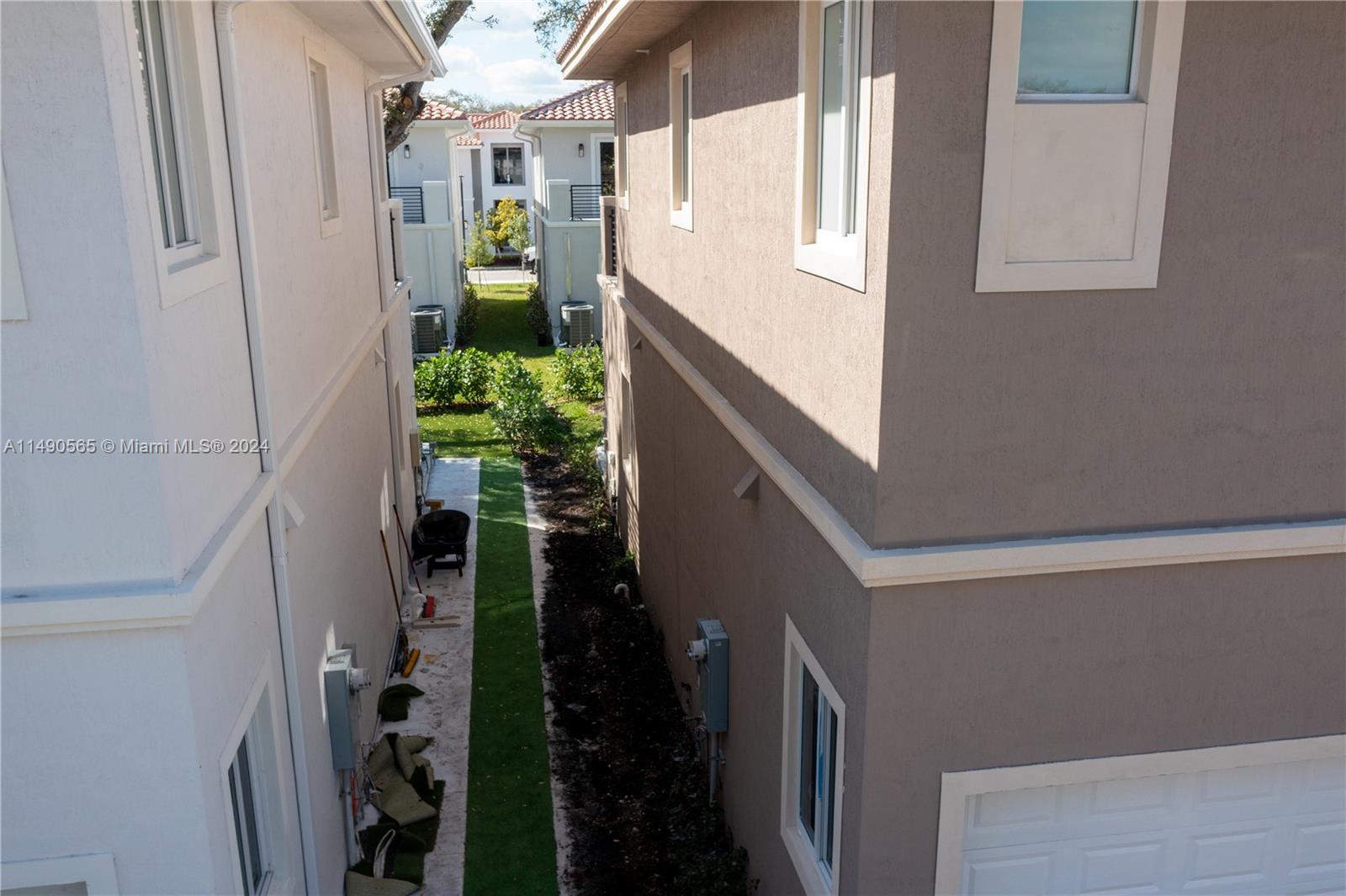 FOREST VIEW ESTATES - Residential Lease