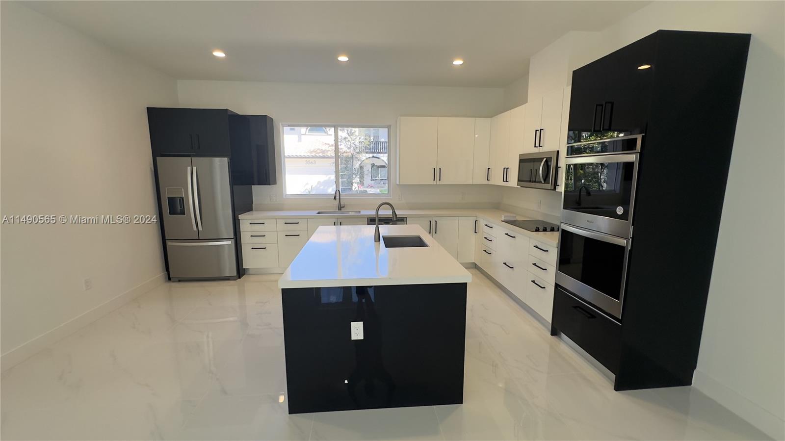 FOREST VIEW ESTATES - Residential Lease