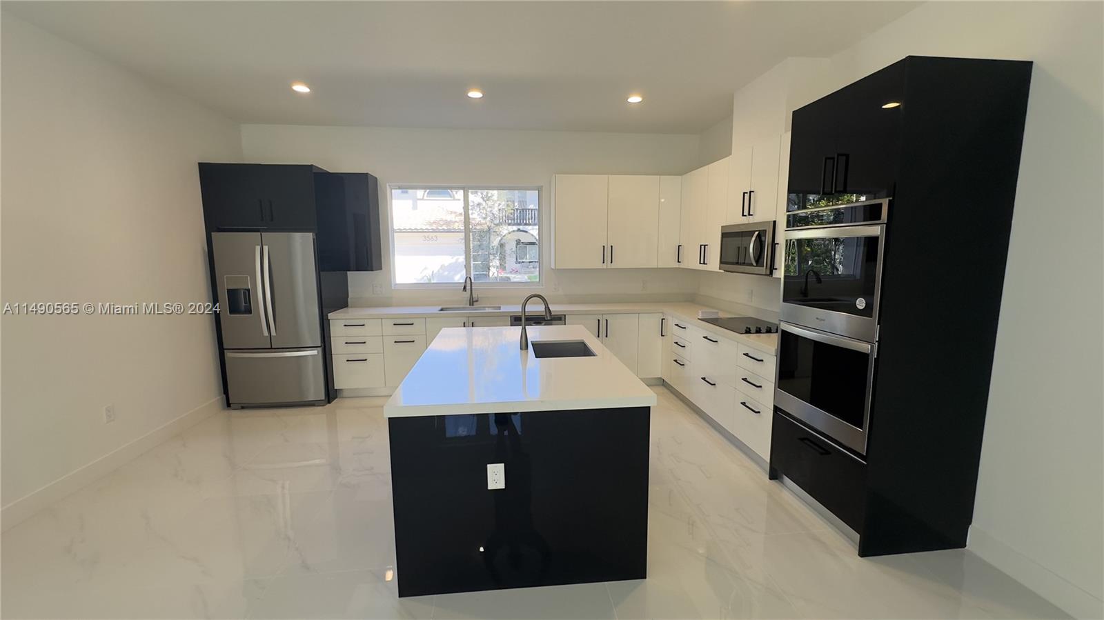 FOREST VIEW ESTATES - Residential Lease
