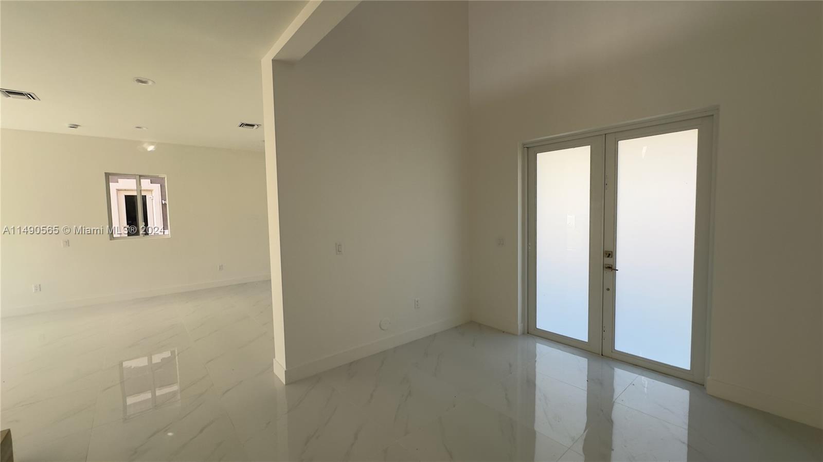 FOREST VIEW ESTATES - Residential Lease