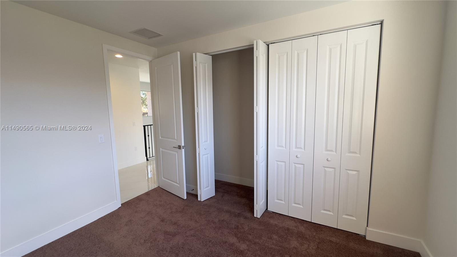 FOREST VIEW ESTATES - Residential Lease