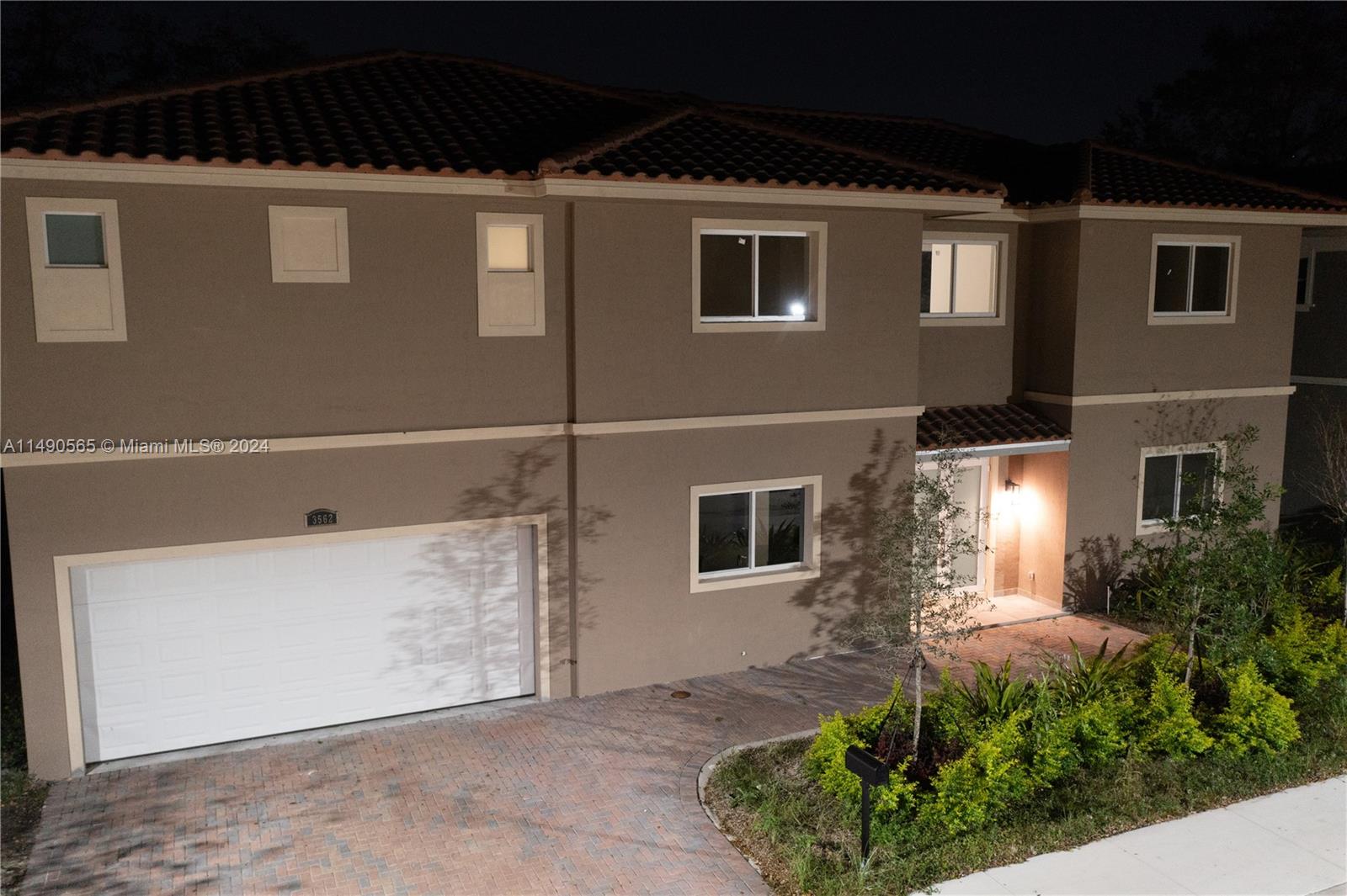 FOREST VIEW ESTATES - Residential Lease