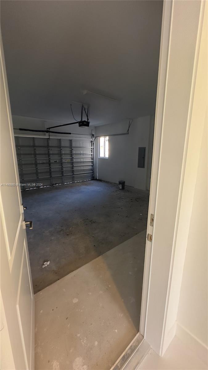 FOREST VIEW ESTATES - Residential Lease