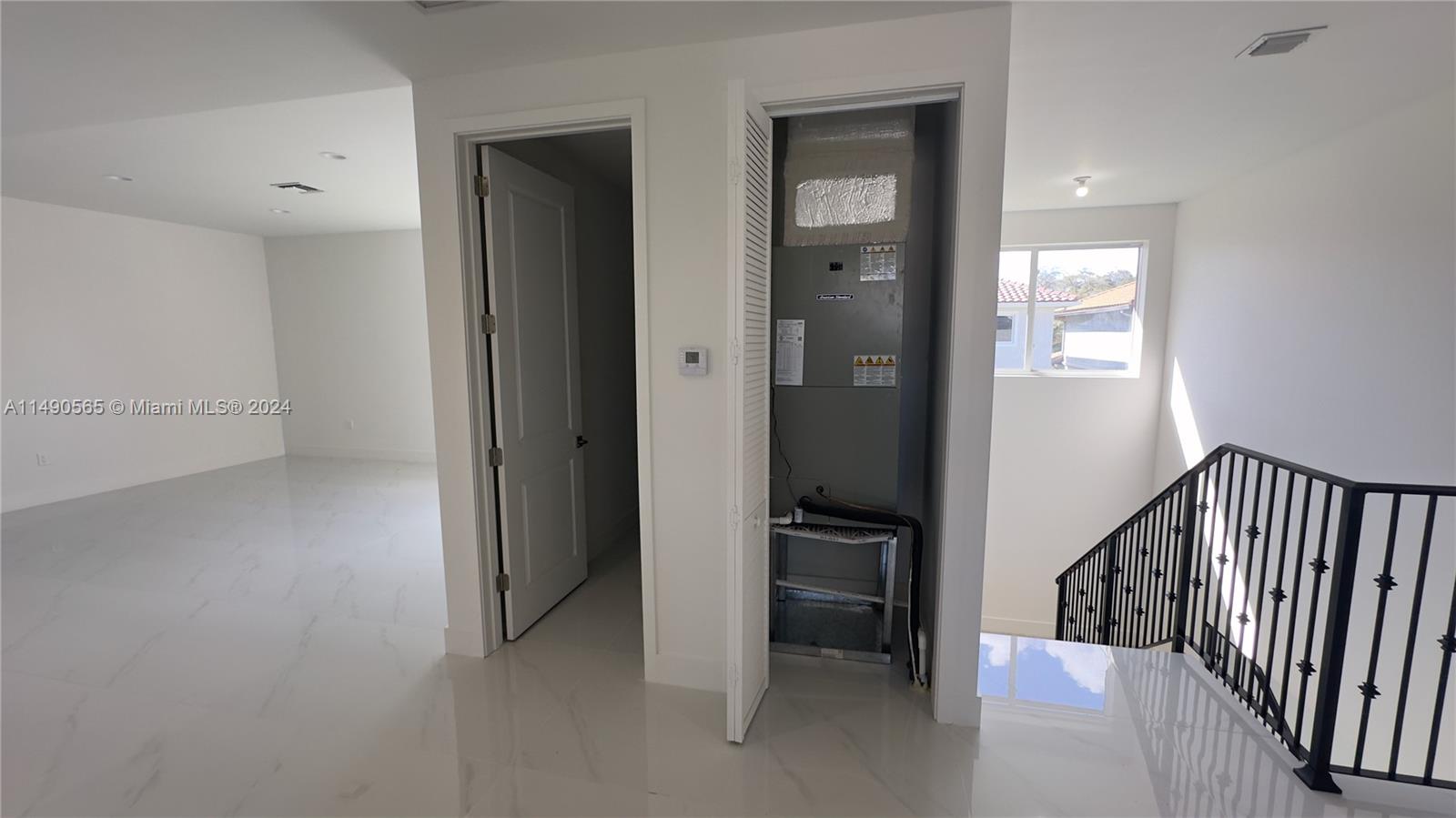 FOREST VIEW ESTATES - Residential Lease
