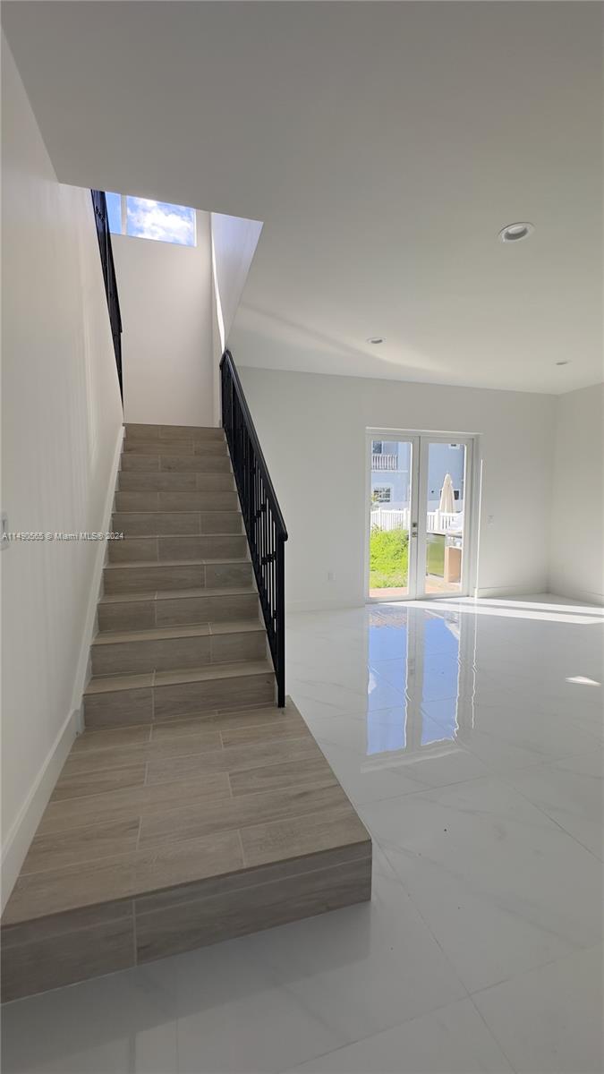 FOREST VIEW ESTATES - Residential Lease