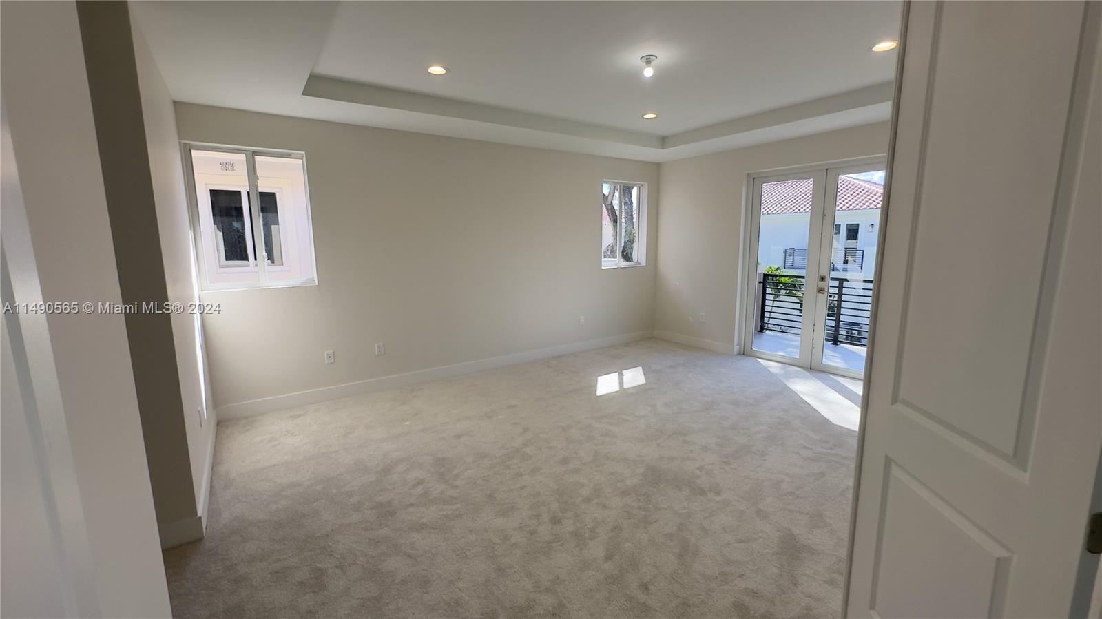 FOREST VIEW ESTATES - Residential Lease