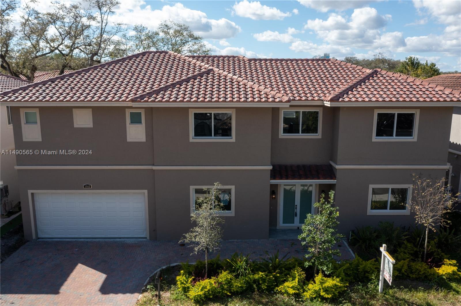 FOREST VIEW ESTATES - Residential Lease
