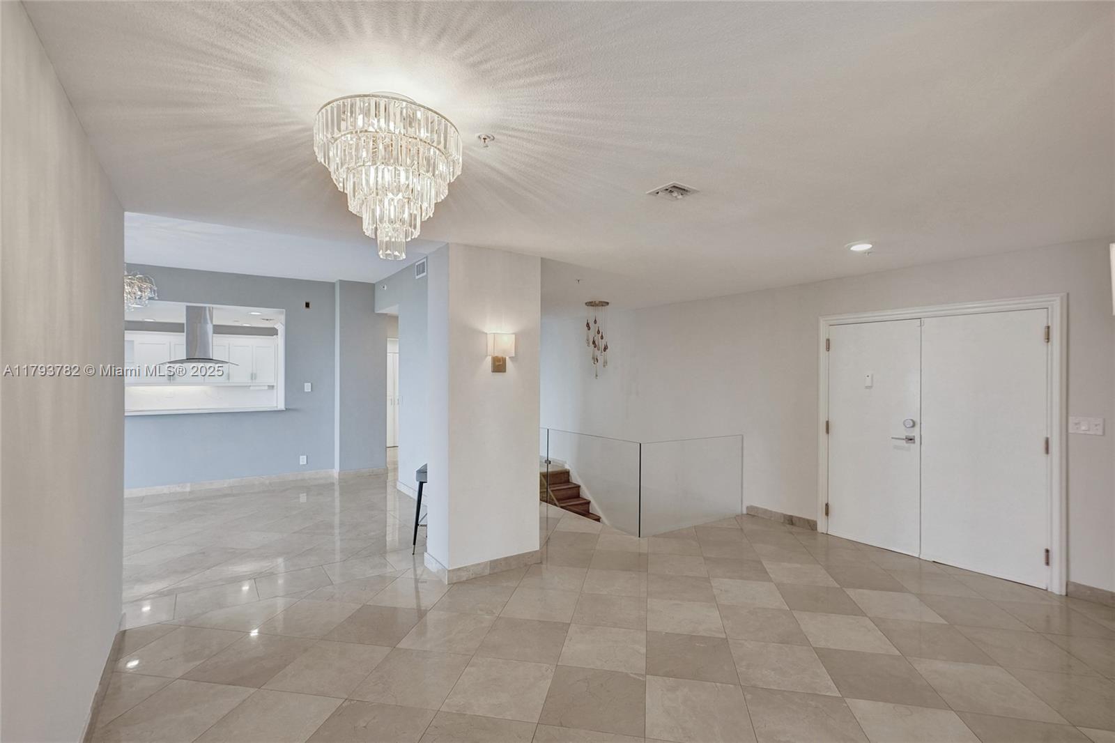 DELVISTA TOWERS CONDO - Residential