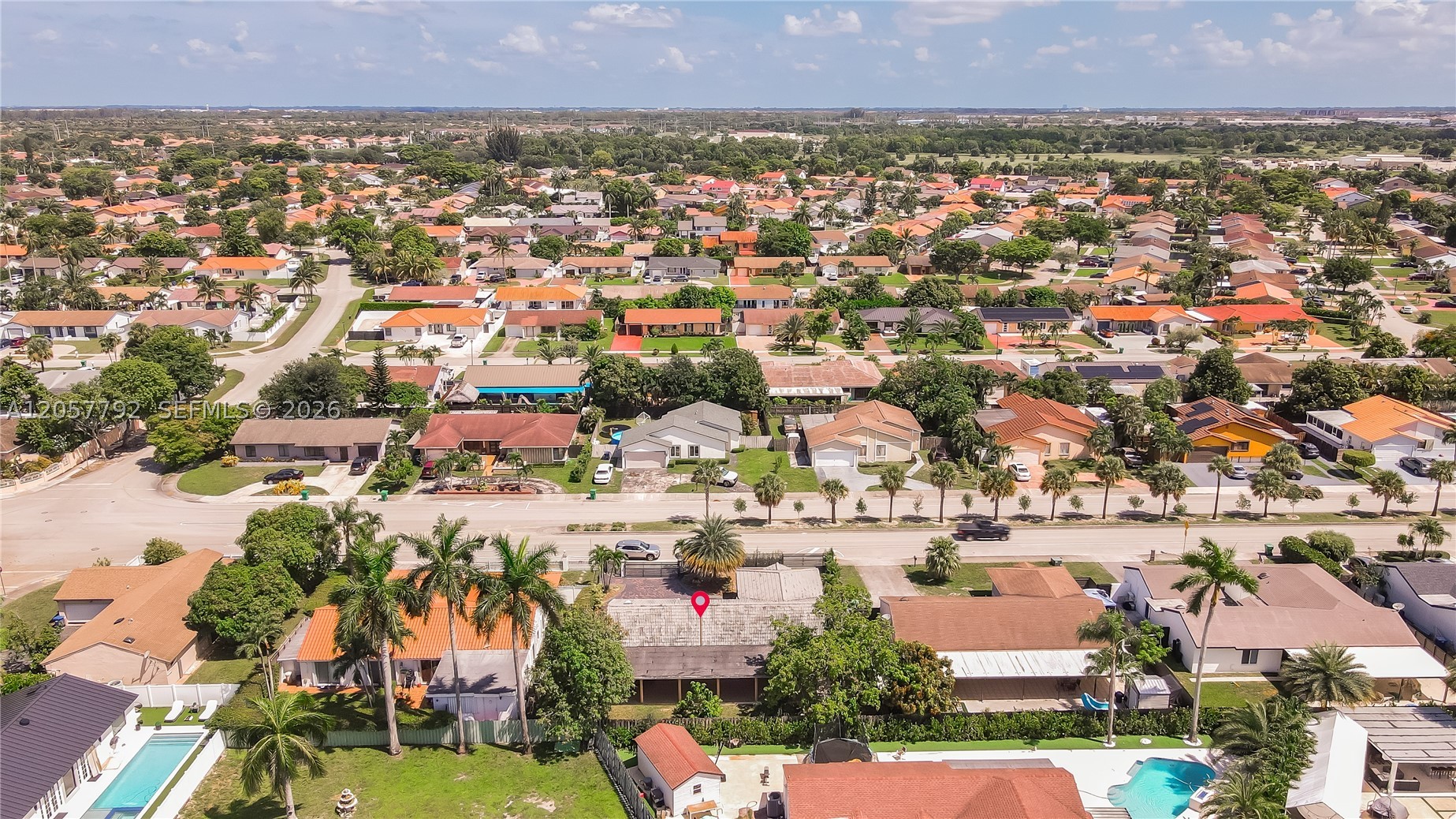 COUNTRY LAKE MANORS - Residential
