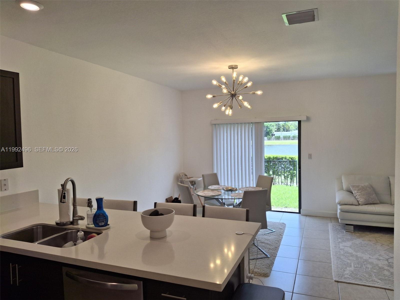 TROTTERS CHASE - Residential