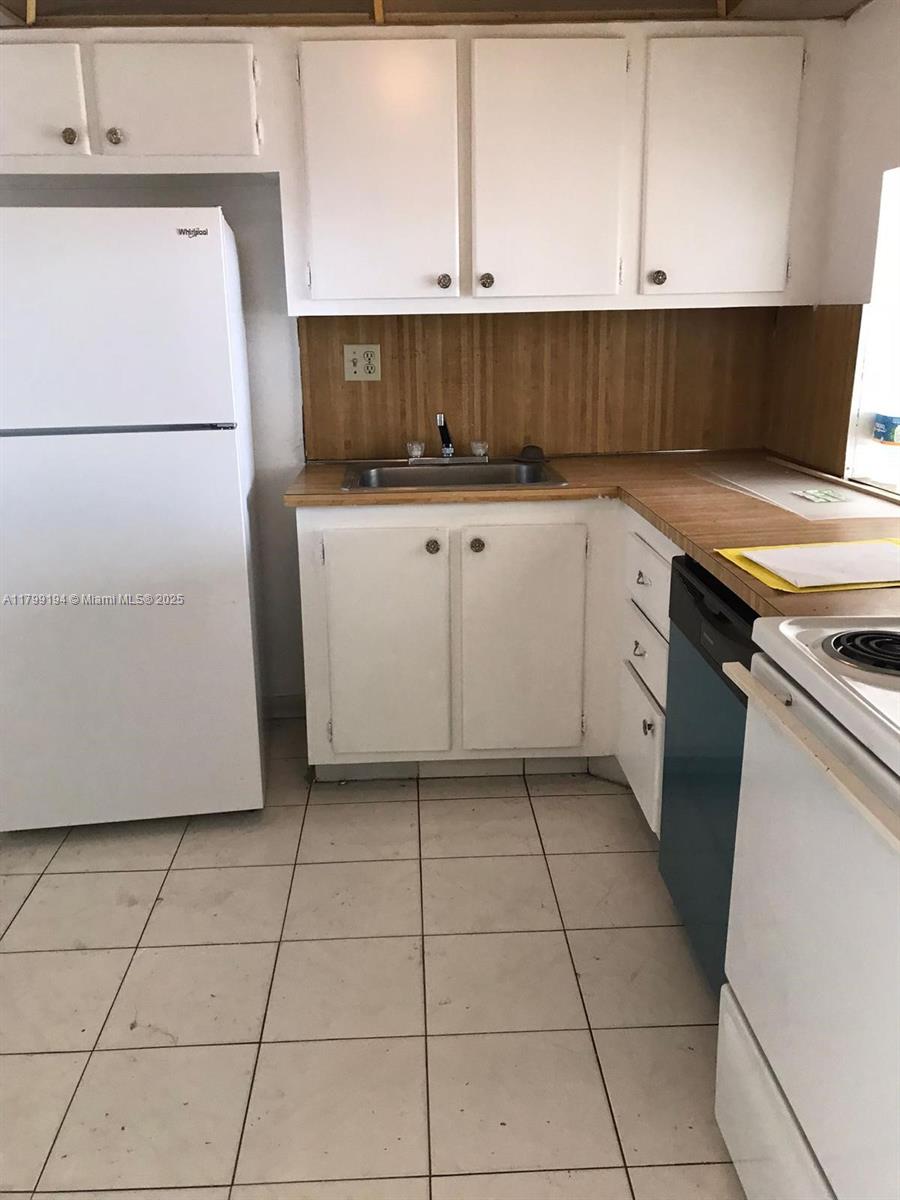 WINDWOOD CONDO - Residential Lease