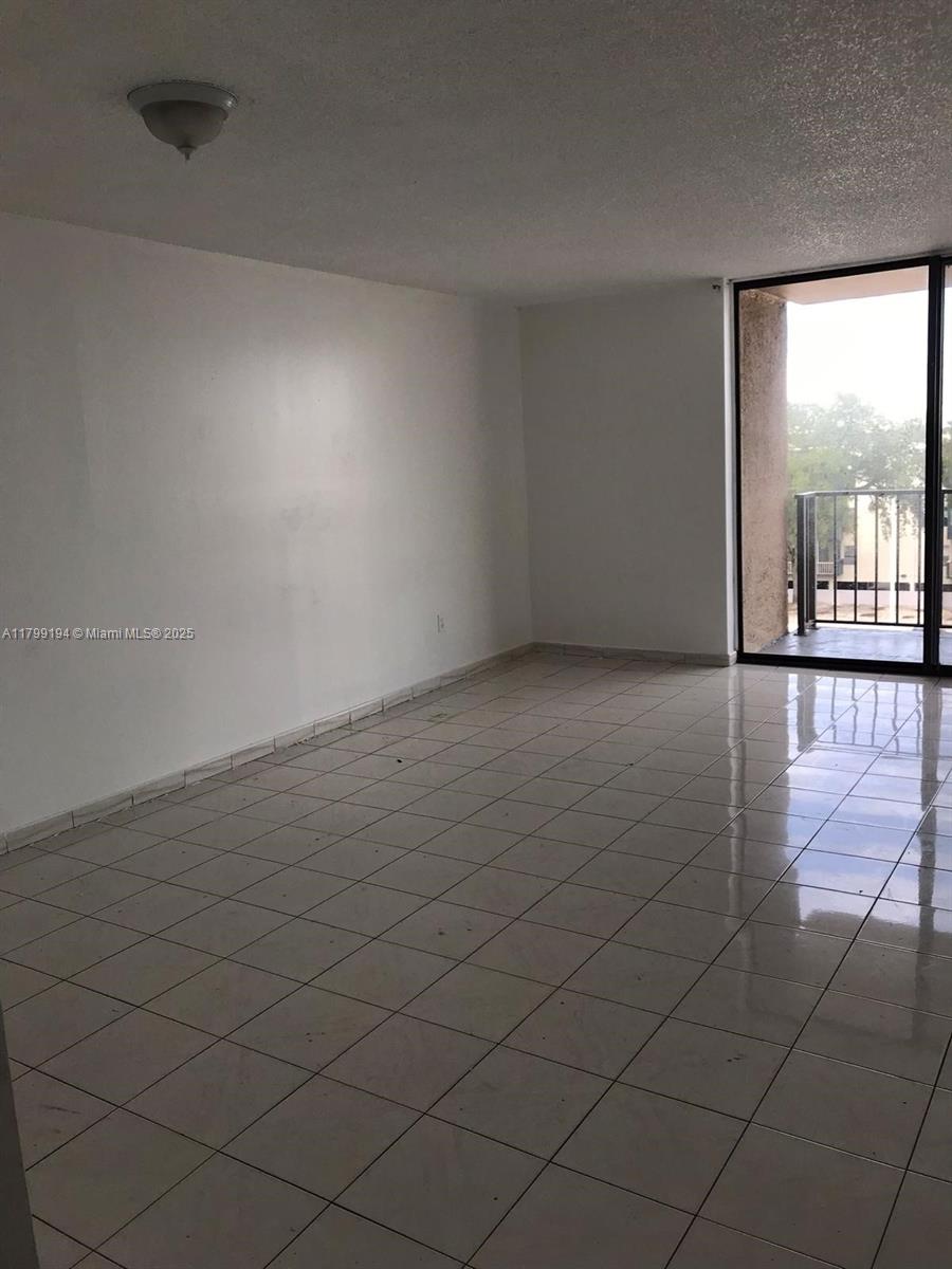 WINDWOOD CONDO - Residential Lease