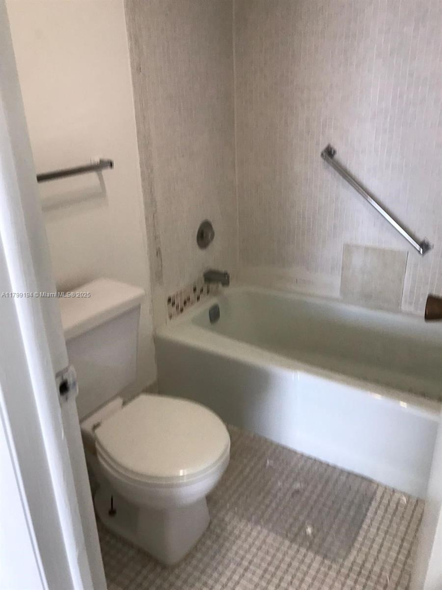 WINDWOOD CONDO - Residential Lease