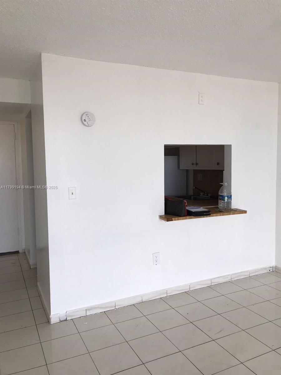 WINDWOOD CONDO - Residential Lease