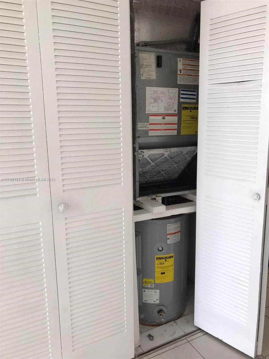 WINDWOOD CONDO - Residential Lease