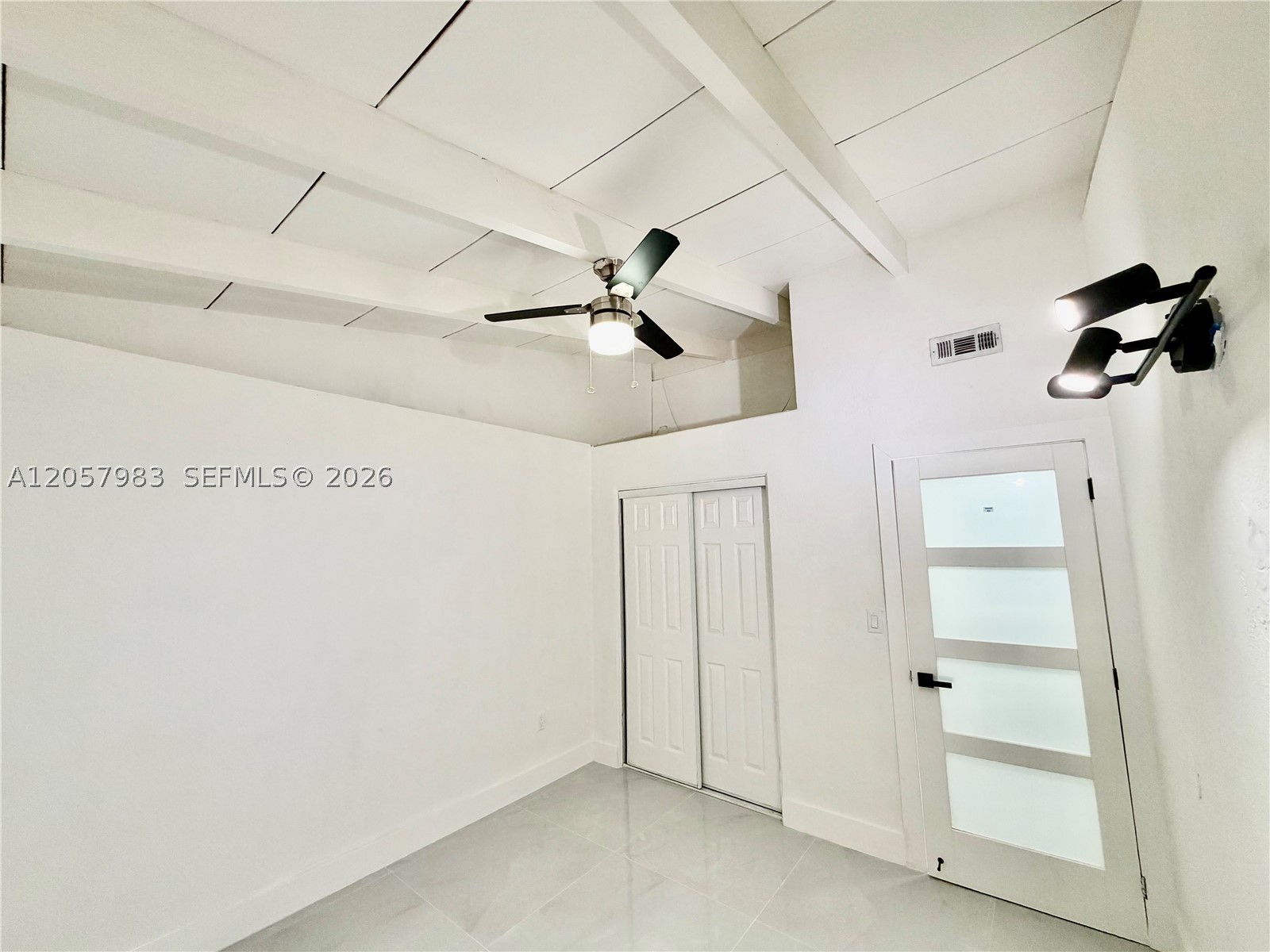 SIERRA MIRADA - Residential