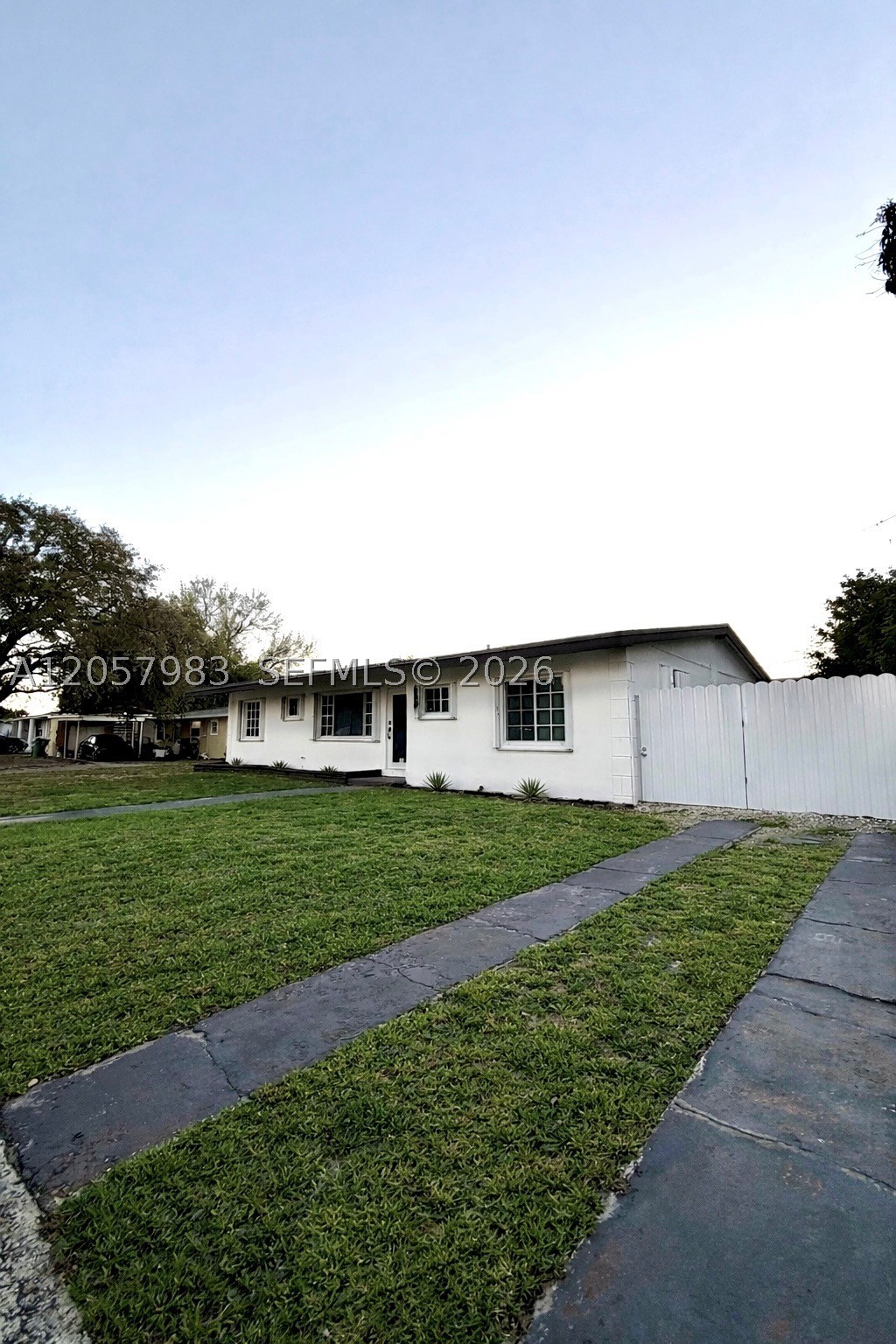 SIERRA MIRADA - Residential