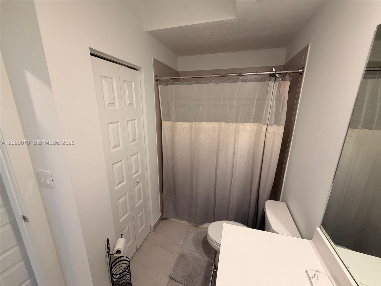 HIGHLAND AT PARK CENTRAL - Residential Lease