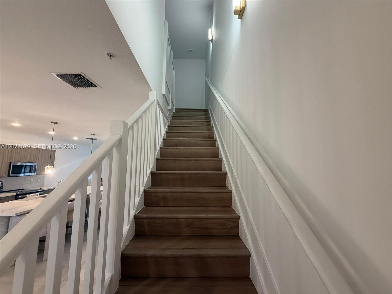 HIGHLAND AT PARK CENTRAL - Residential Lease