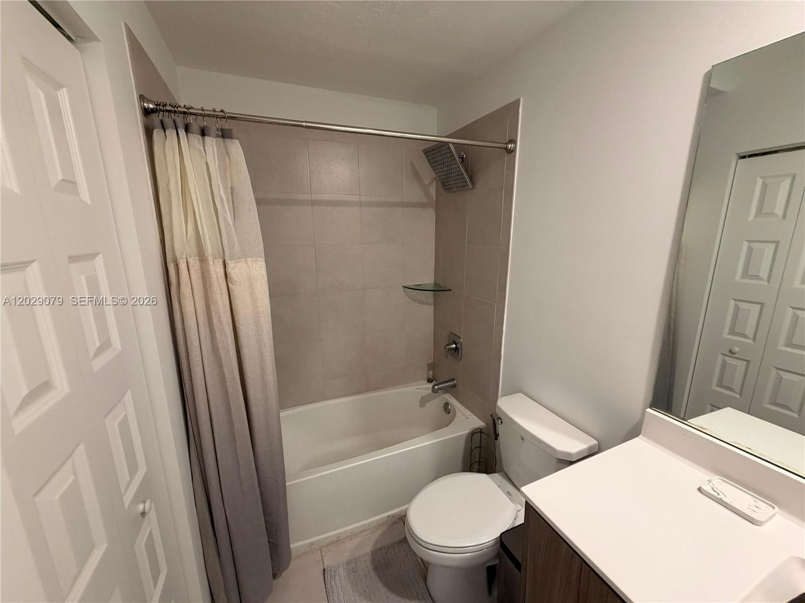 HIGHLAND AT PARK CENTRAL - Residential Lease