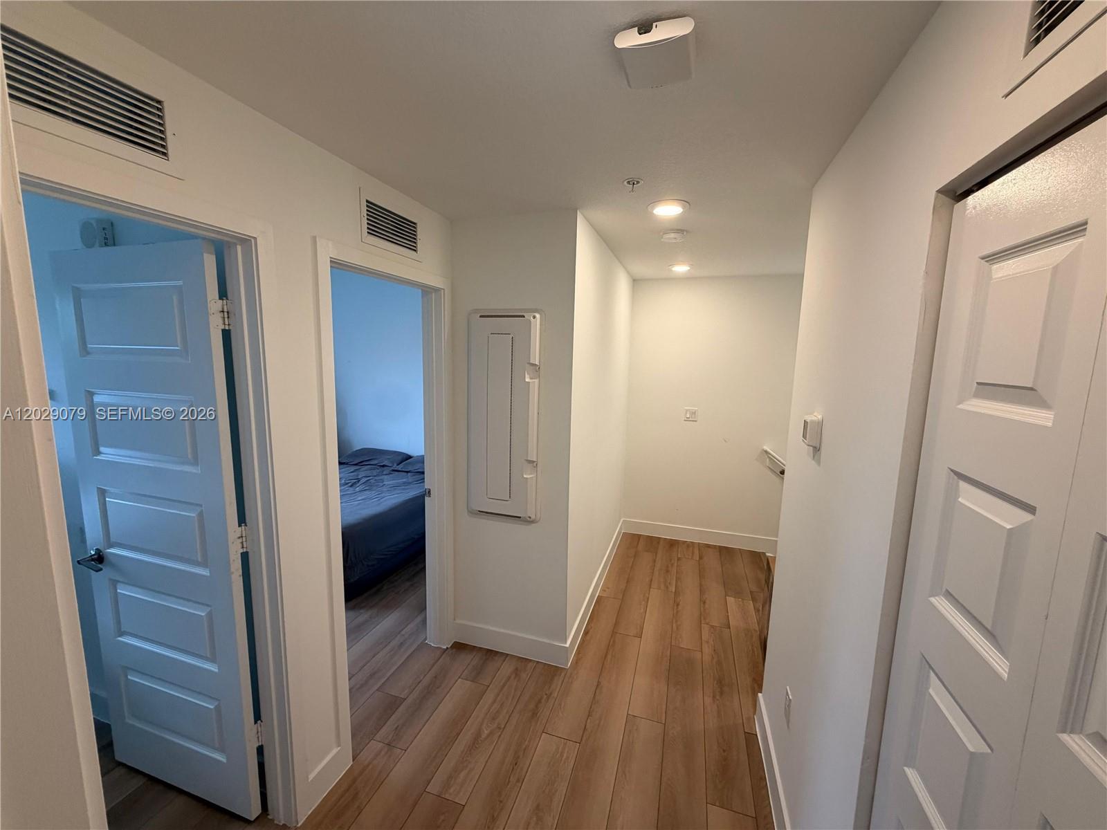 HIGHLAND AT PARK CENTRAL - Residential Lease
