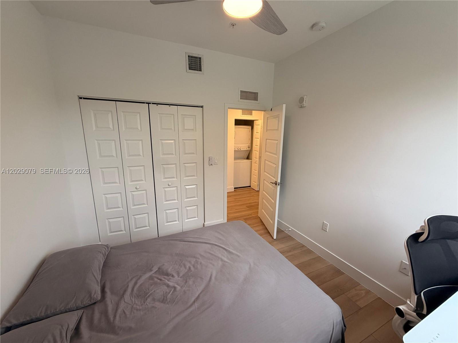 HIGHLAND AT PARK CENTRAL - Residential Lease