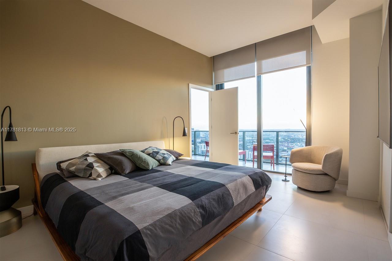 PARAISO BAYVIEWS CONDO - Residential Lease