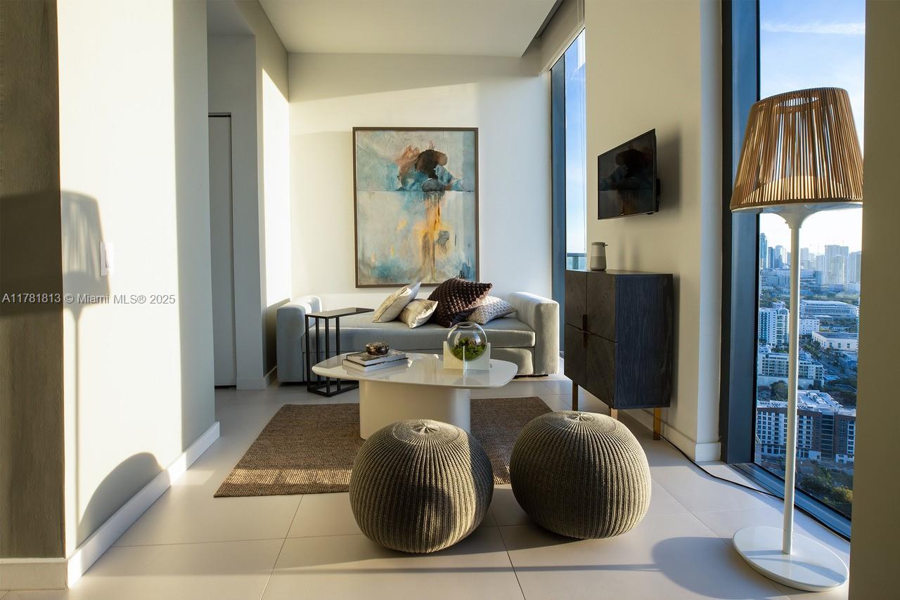 PARAISO BAYVIEWS CONDO - Residential Lease