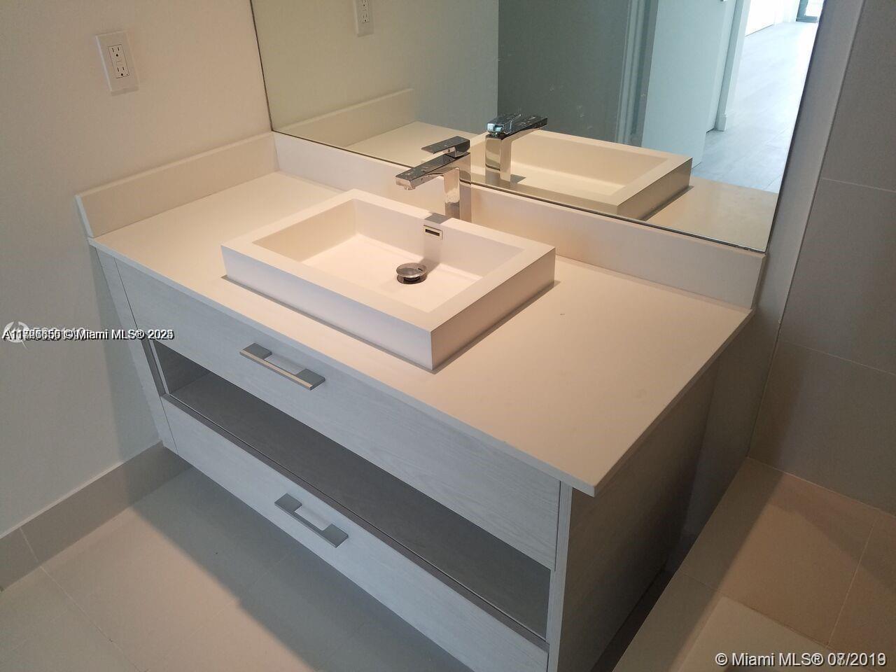 BRICKELL HEIGHTS WEST CON - Residential