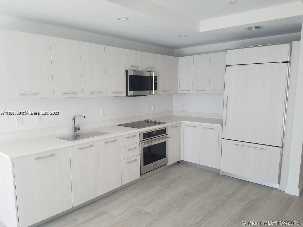 BRICKELL HEIGHTS WEST CON - Residential