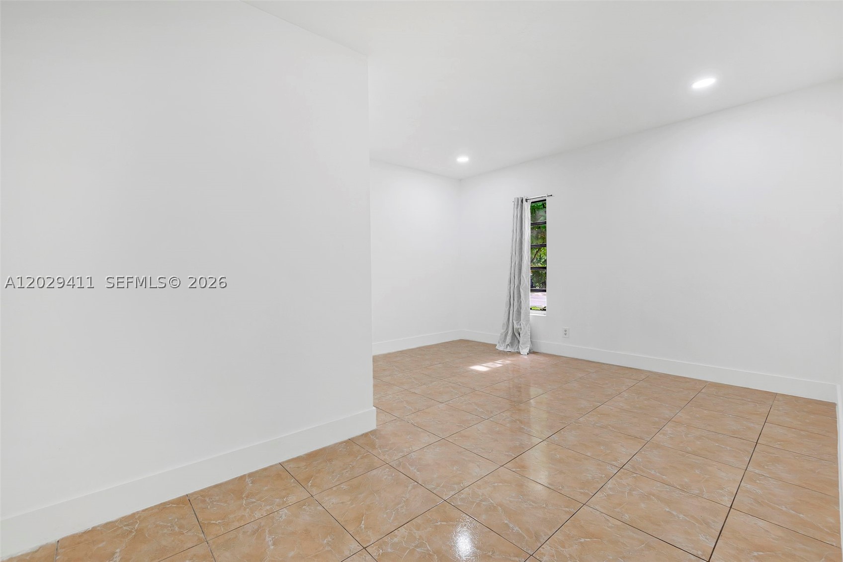 WELWYN MANOR ANNEX - Residential Lease