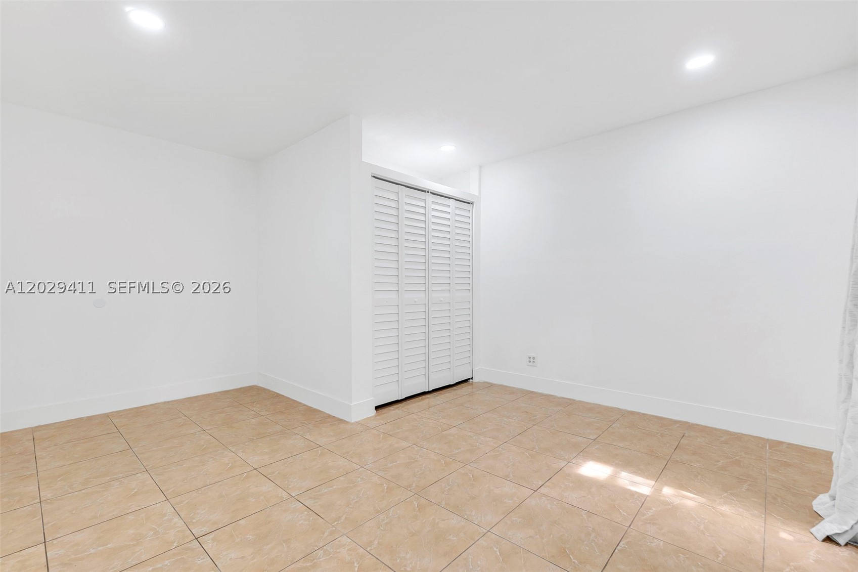 WELWYN MANOR ANNEX - Residential Lease