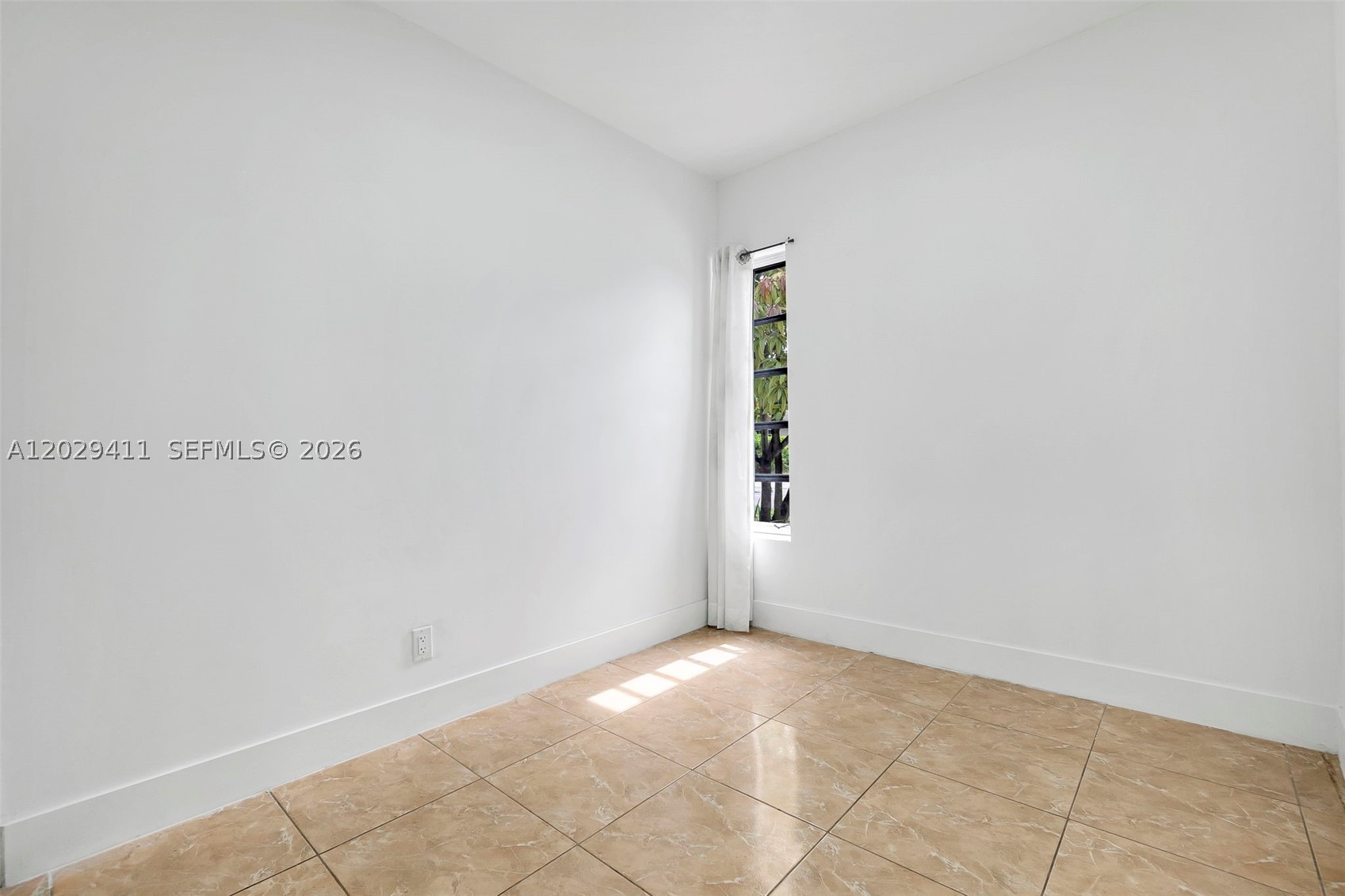 WELWYN MANOR ANNEX - Residential Lease