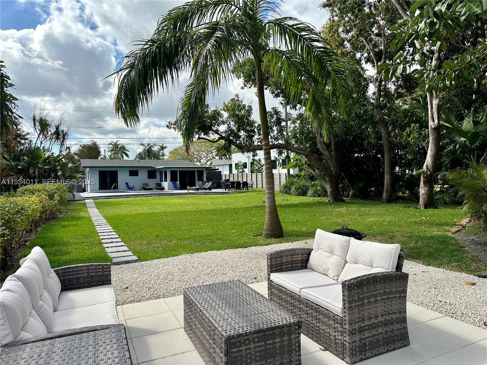MARCH ESTATES AMEN - Residential