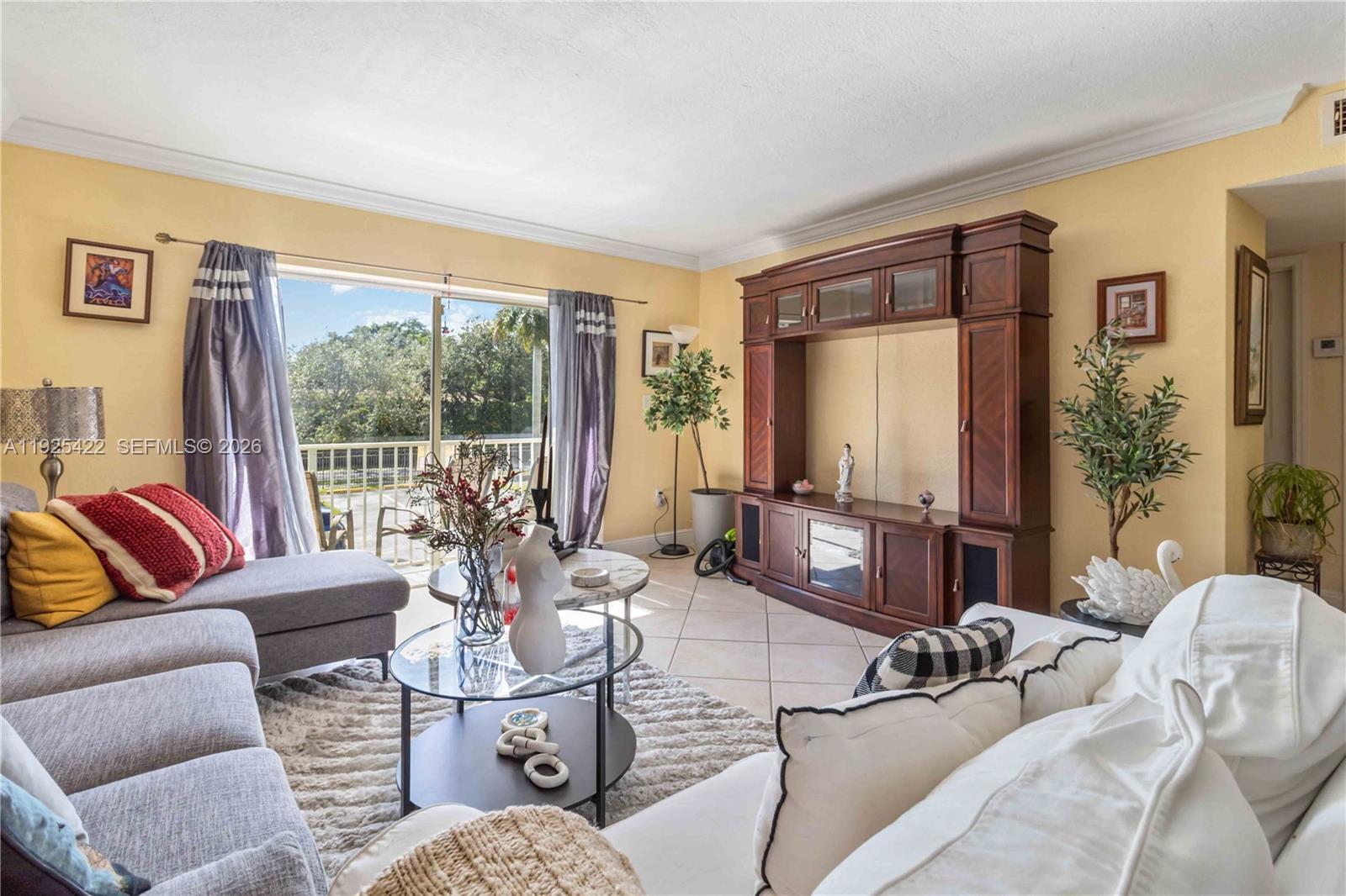GALLOWOOD CONDO - Residential