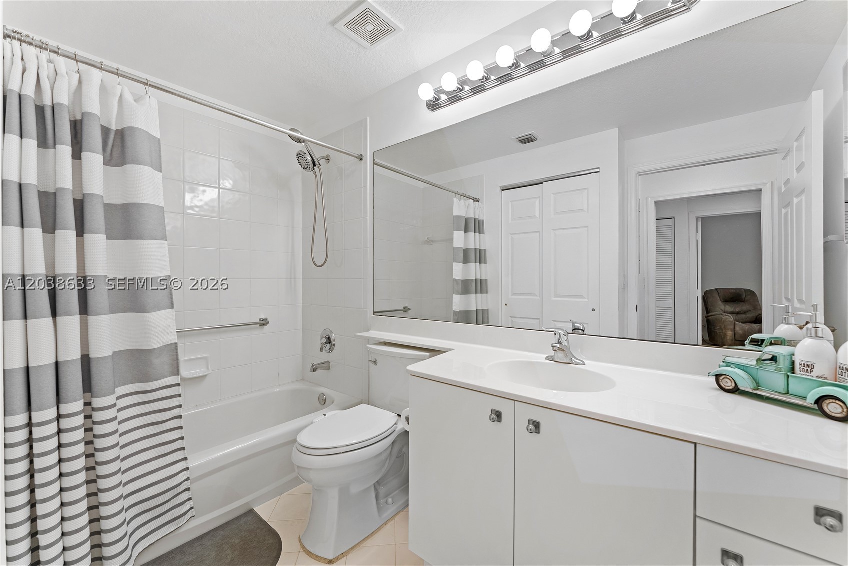 YARDLEY CONDOMINIUM - Residential