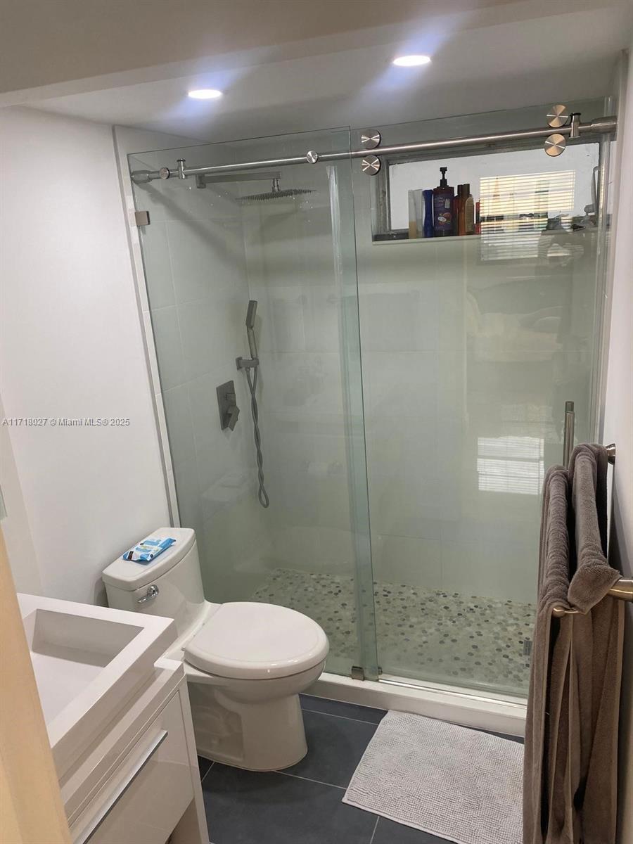BYRON GARDENS CONDO - Residential