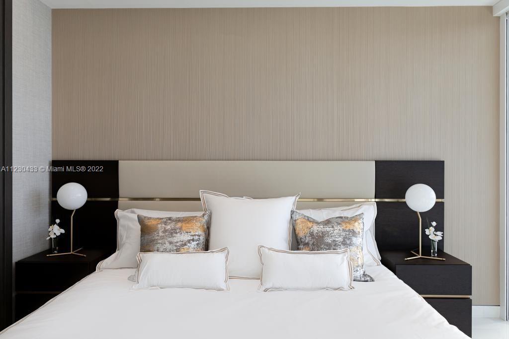 PRIVE CONDO - Residential
