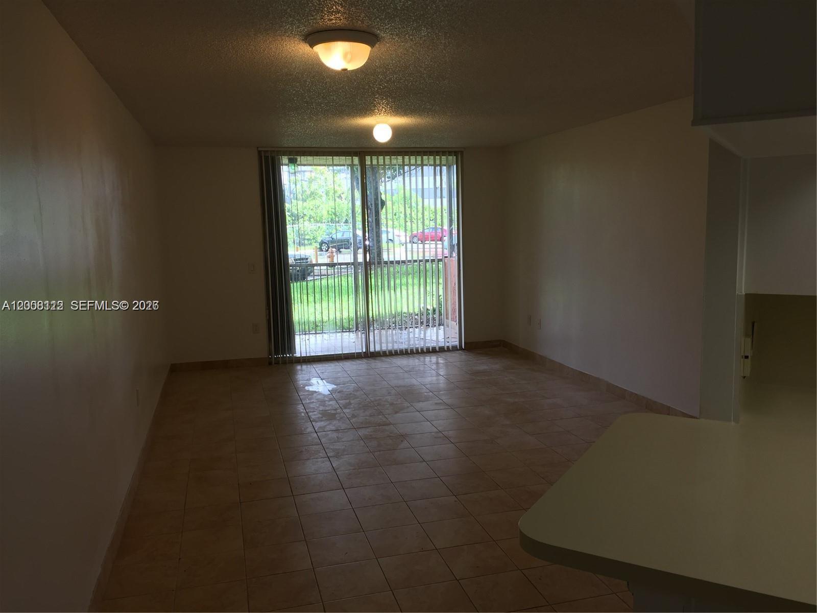 LAS VISTAS AT DORAL CONDO - Residential