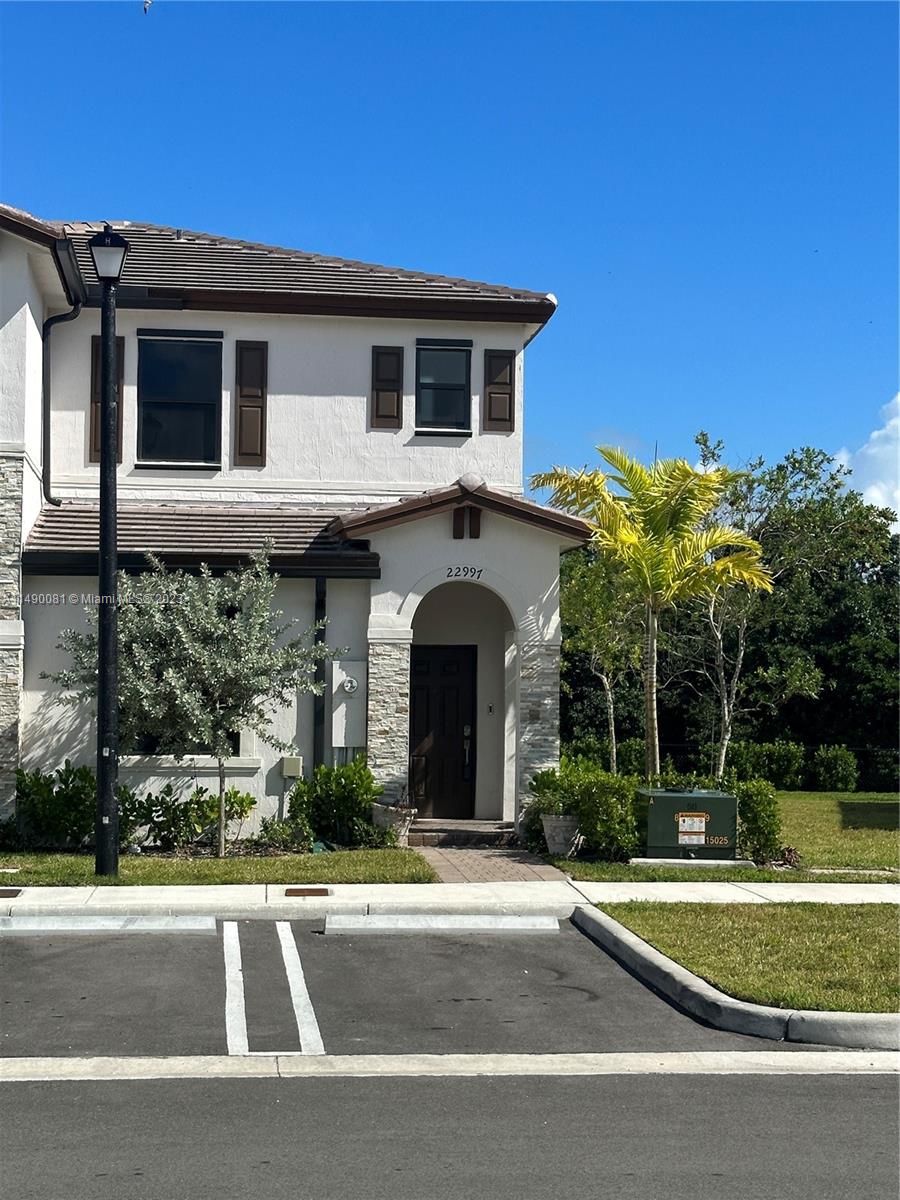 ENCLAVE SOUTH PHASE 2 - Residential