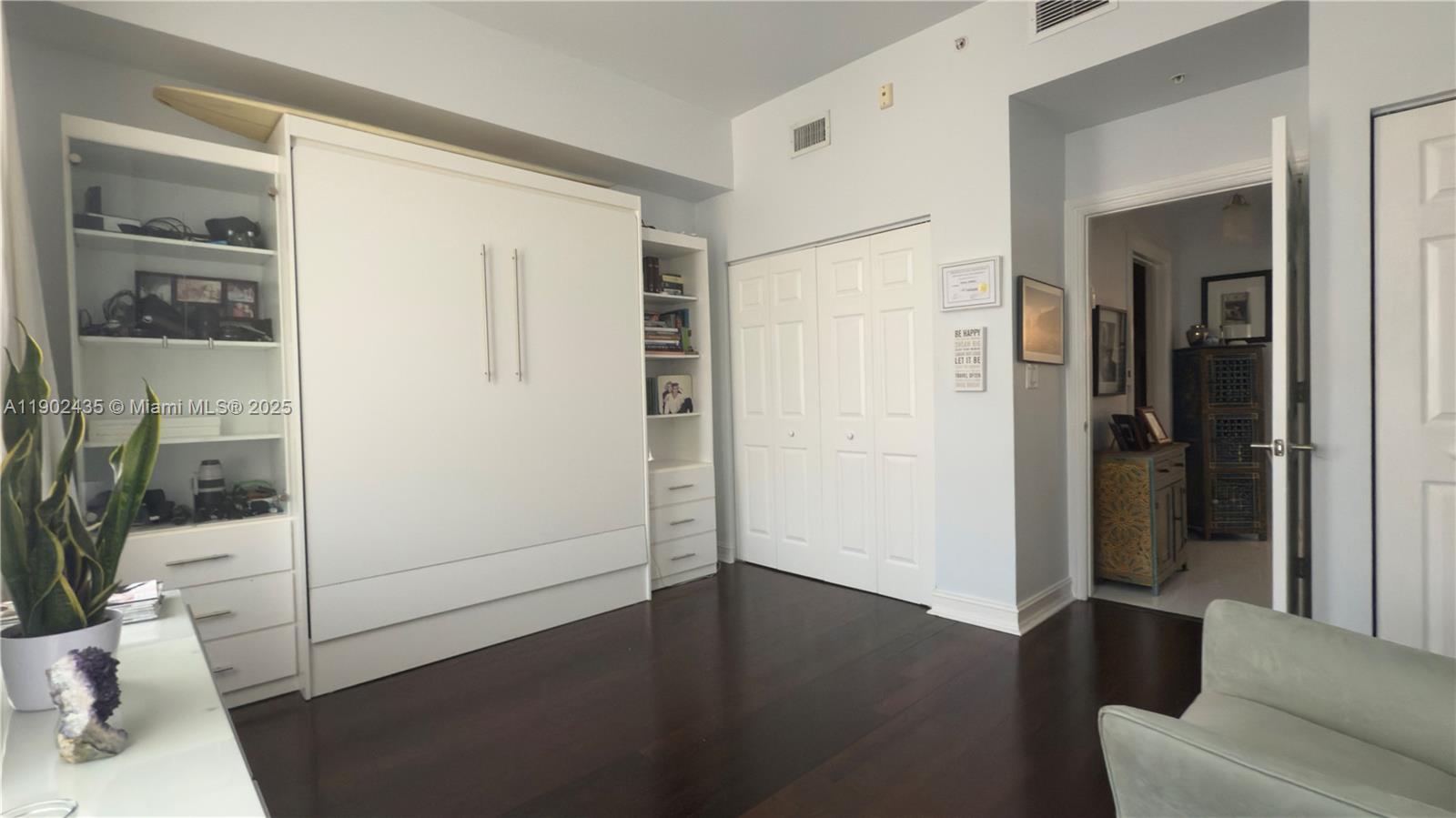 ALAQUA CONDO - Residential