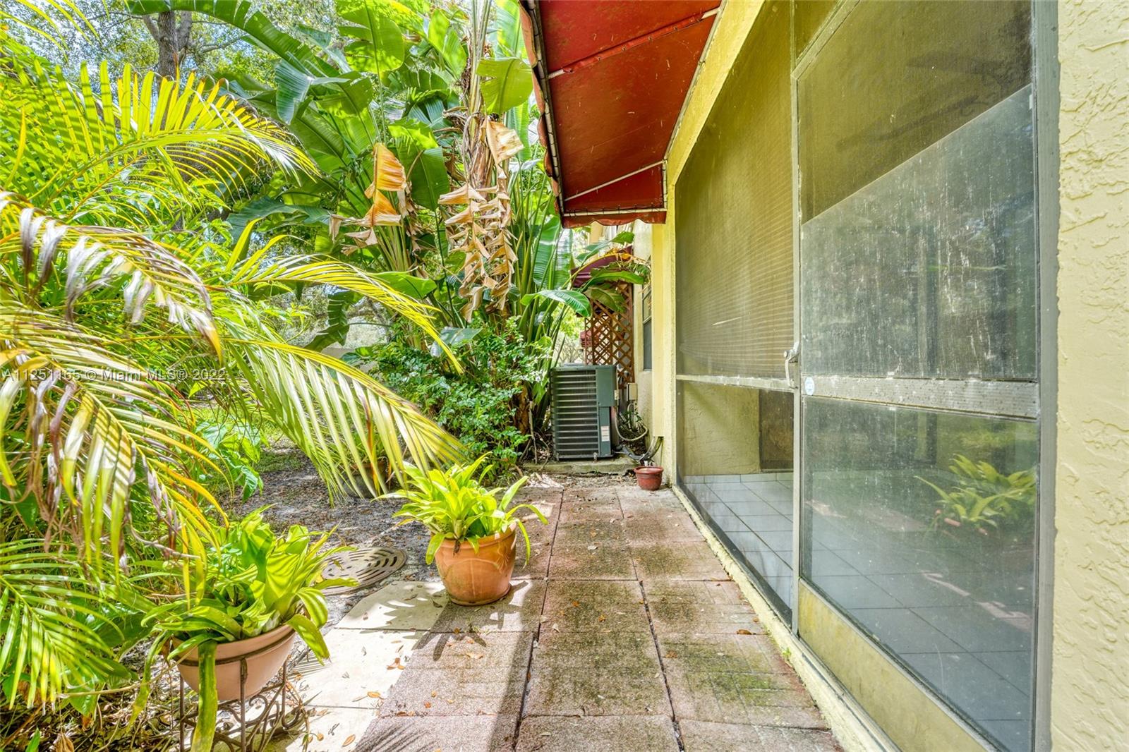 VINEYARDS OF PLANTATION C - Residential Lease