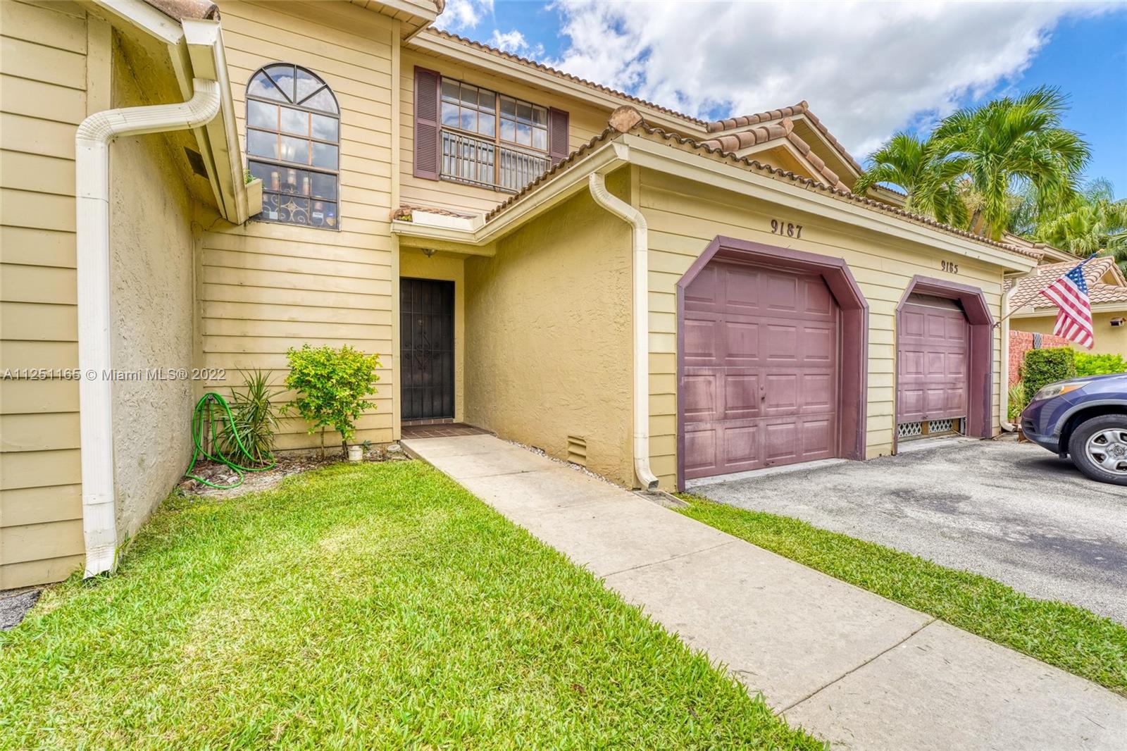 VINEYARDS OF PLANTATION C - Residential Lease
